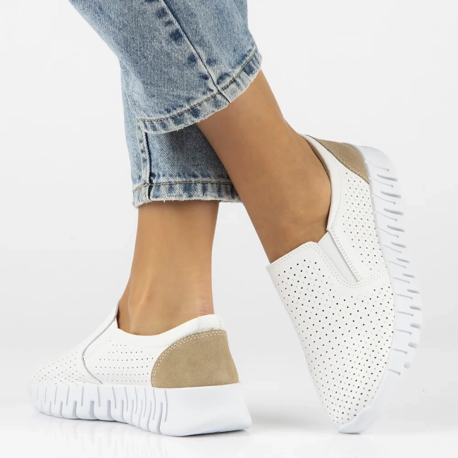 Skórzane półbuty na platformie Filippo DP6081/24 WH białe