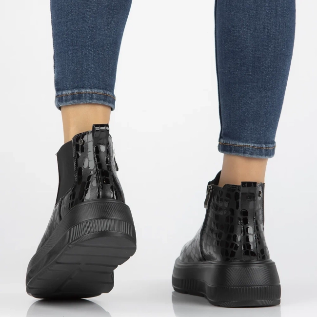 Leather ankle boots Filippo DBT6376/24 BK black