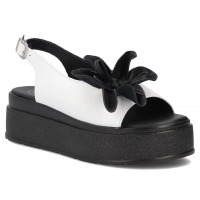 Leather sandals Filippo DS7629/26 WH white