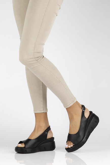 Leather sandals Filippo DS3595/22 BK black