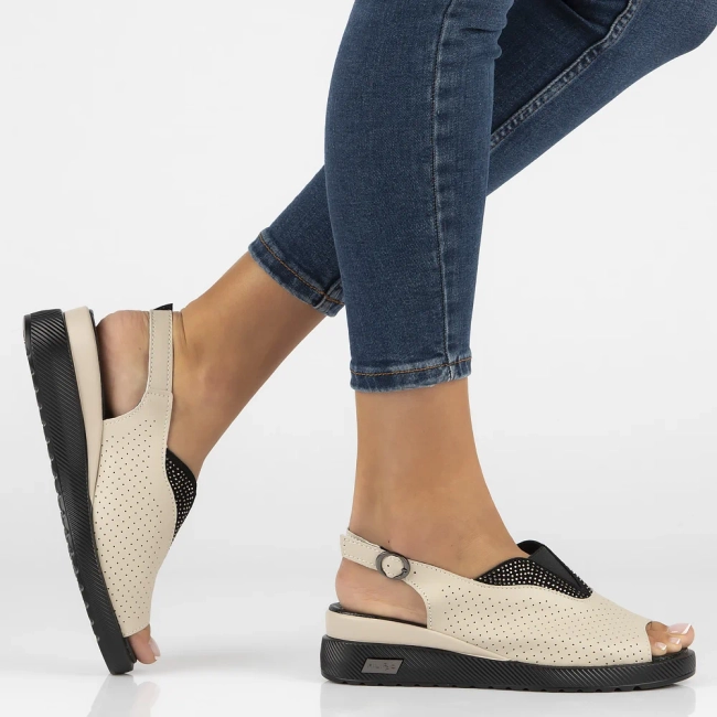 Leather sandals Filippo DS6145/25 BE beige