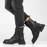 Skórzane botki typu workery Artiker 53C0212 czarne