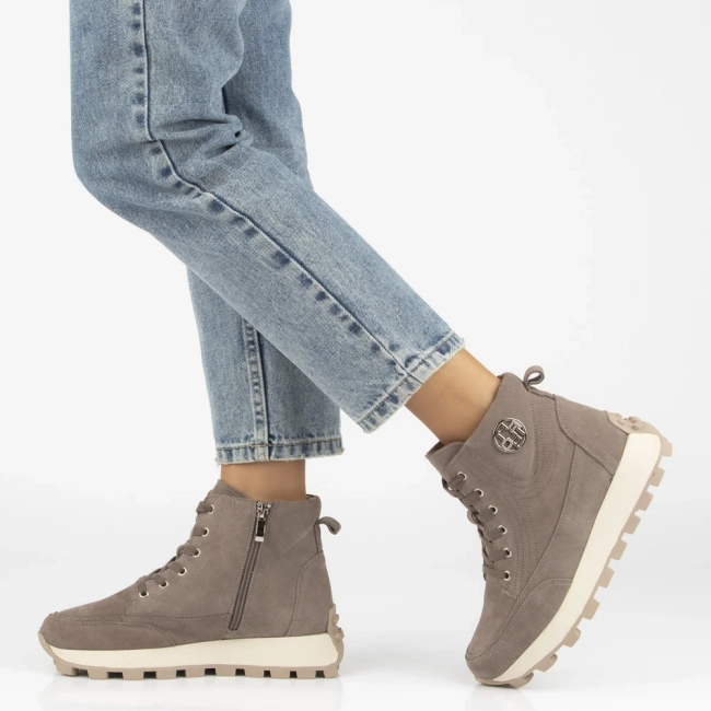 Leather ankle boots Filippo DBT7160/25 TP taupe