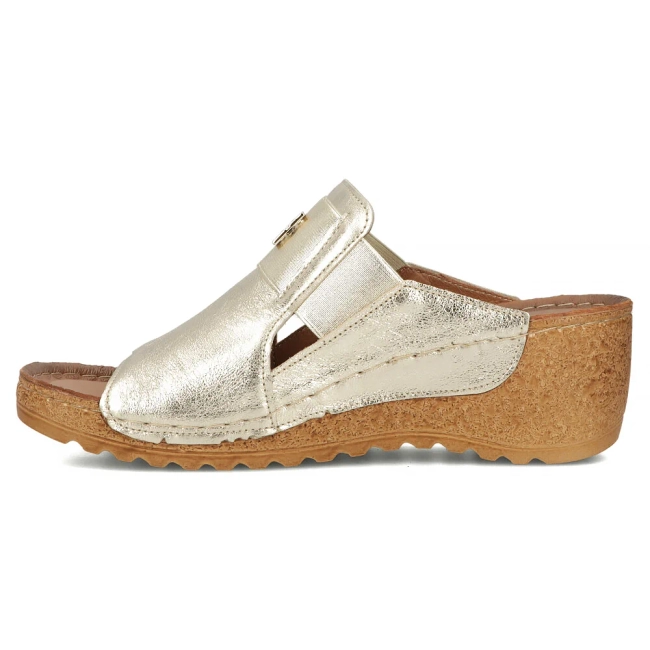 Leather flip-flops Filippo 50109 gold