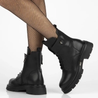 Leather ankle boots Filippo DBT7230/25 BK black