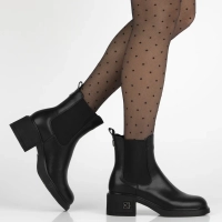 Leather ankle boots Filippo DBT7198/25 BK black