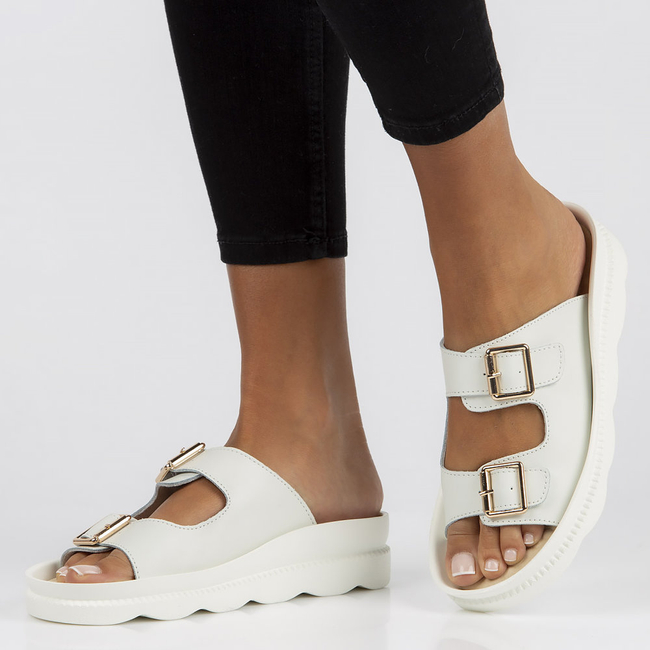 Leather flip-flops Filippo DK3599/22 WH white