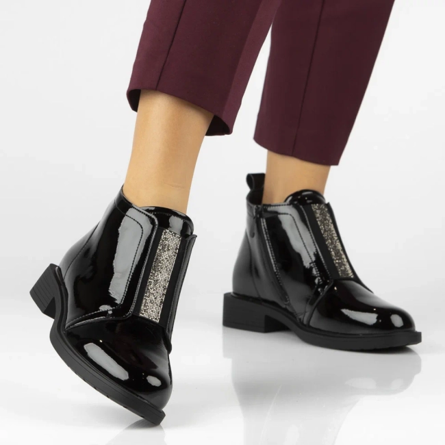 Leather ankle boots Filippo DBT7435/25 BK black