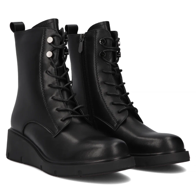 Leather ankle boots Filippo DBT6560/24 BK black