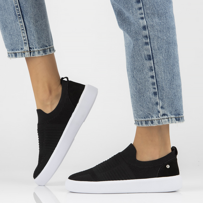 Filippo DP2042/21 BK sneakers black