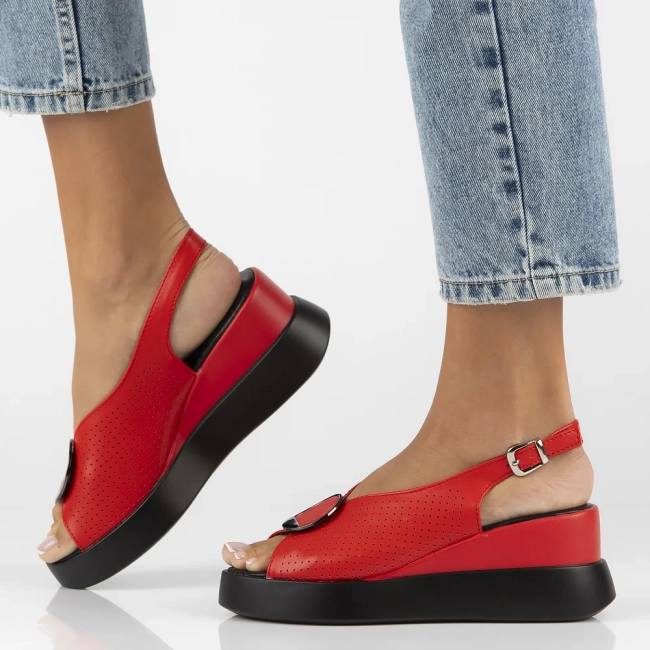 Leather sandals Filippo DS6074/24 RD red