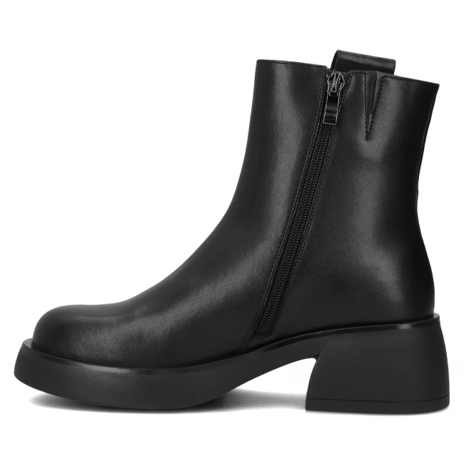 Leather ankle boots Filippo DBT6551/24 BK black