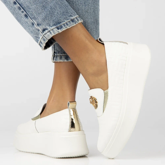 Leather shoes Filippo DP6794/25 WH white