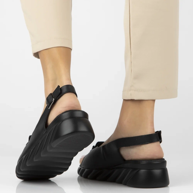 Leather sandals Filippo DS7011/25 BK black