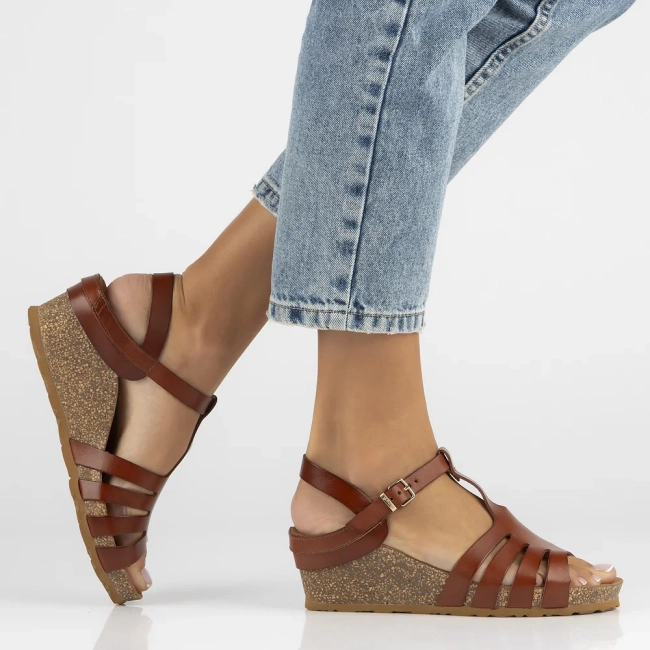 Leather sandals Yokono CADIZ-305 VAQ NUEZ brown