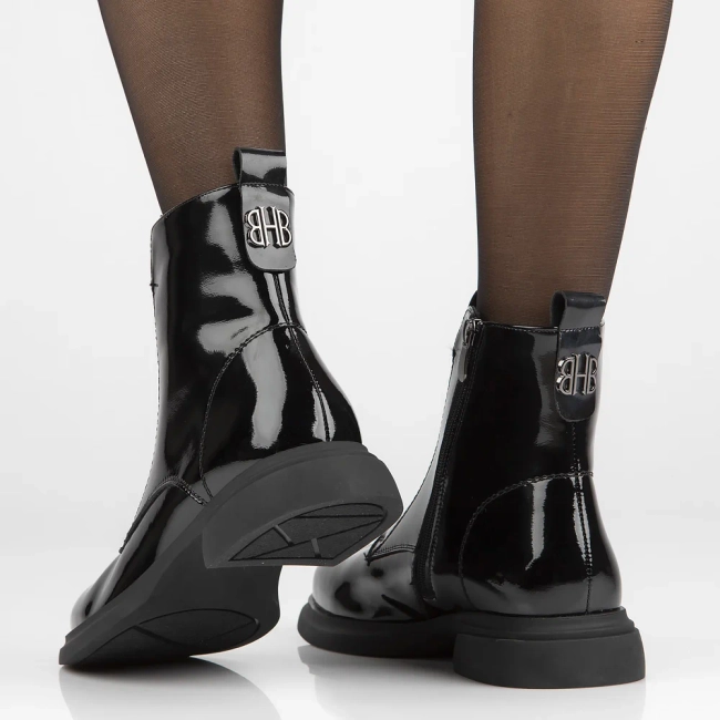 Leather ankle boots Filippo DBT6540/25 BK black