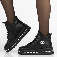 Skórzane botki na platformie Filippo DBT7120/25 BK czarne