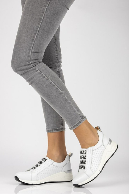 Skórzane Sneakersy Filippo DP2053/21 WH białe