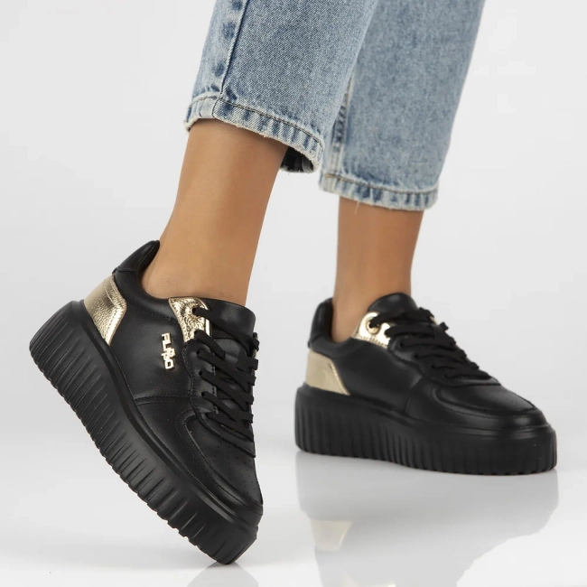 Skórzane sneakersy Filippo DP6726/25 BK GO czarne