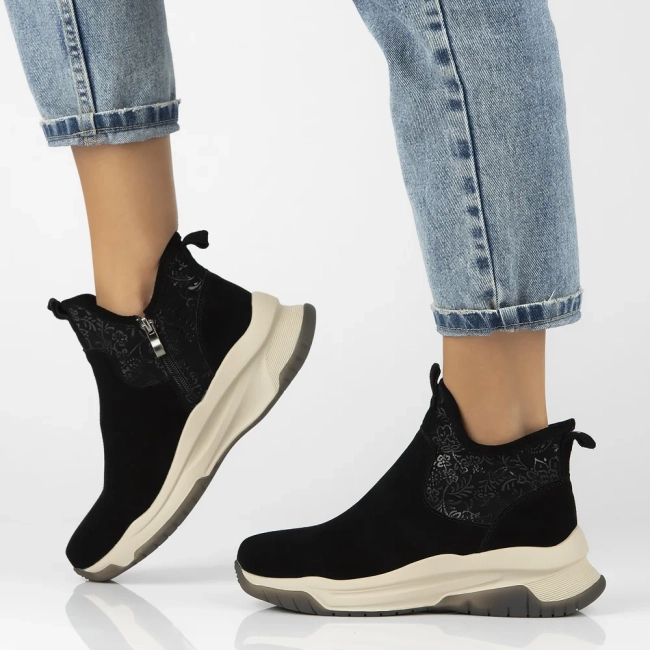 Leather ankle boots Filippo DBT6446/24 BK black