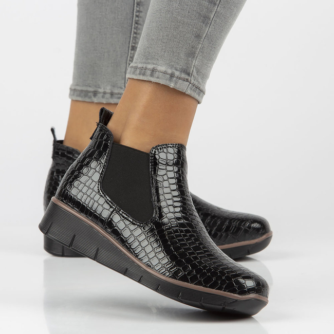 Skórzane botki na koturnie Filippo DBT3030/22 BK czarne