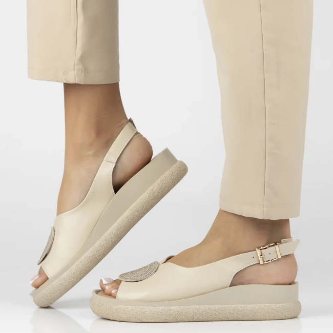 Leather sandals Filippo DS6984/25 BE beige