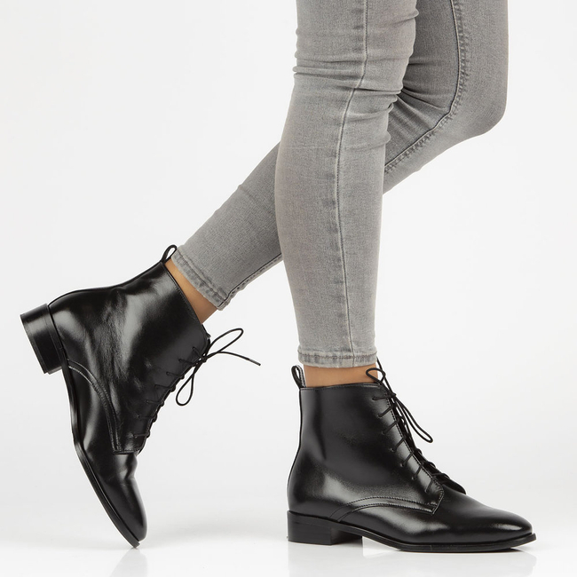 Leather ankle boots Sagan 4672 black