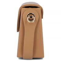 Brown handbag simplicity