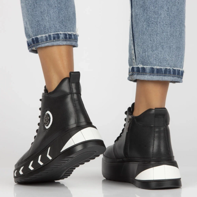 Leather ankle boots DBT4214/24 BK WH black