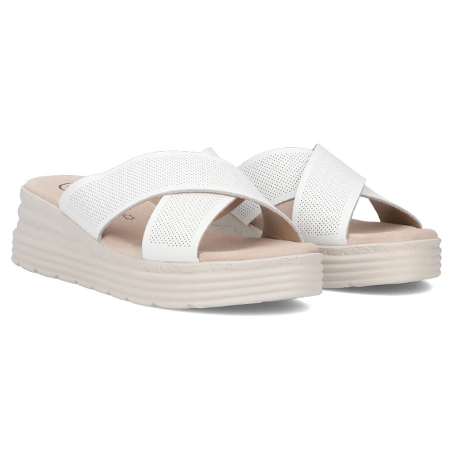 Leather flip-flops Filippo DK6707/25 WH white