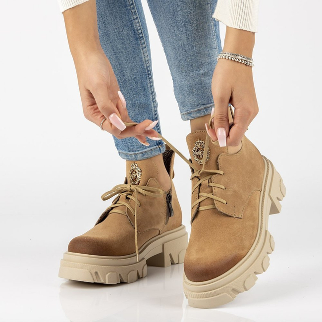 Skórzane trzewiki Filippo 30056 beżowy welur