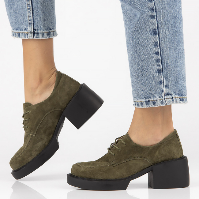 Skórzane półbuty na obcasie Filippo DP4919/23 KH khaki