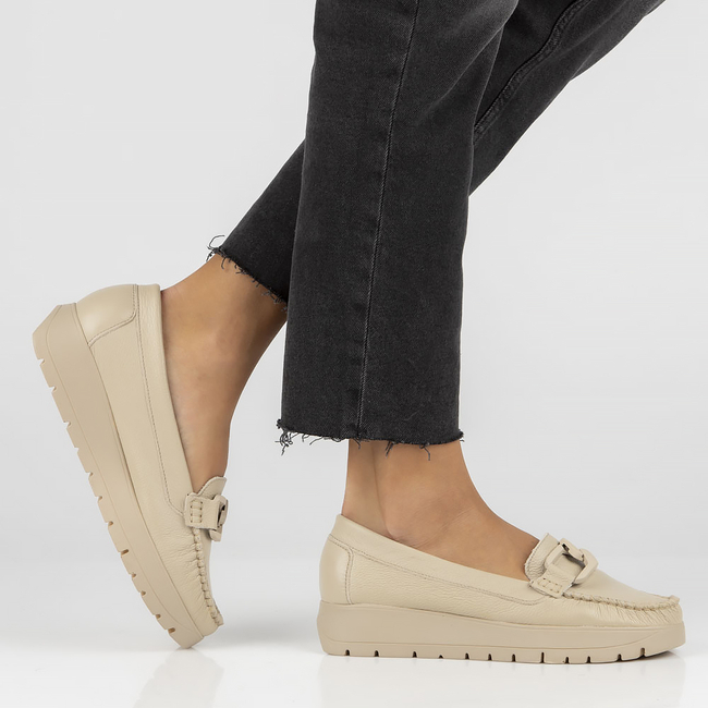 Leather loafers Filippo 10141 beige