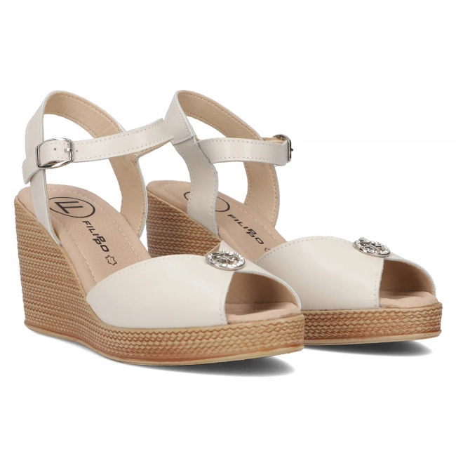 Skórzane sandały na koturnie Filippo DS6026/24 EC kremowe