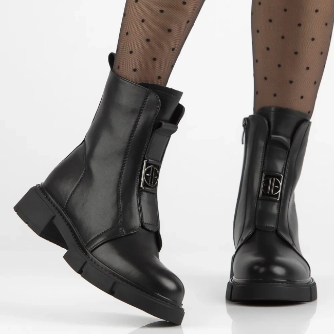 Leather ankle boots Filippo DBT6524/25 BK black