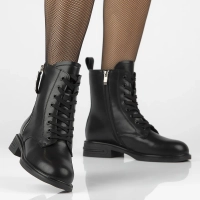 Leather ankle boots Filippo DBT6303/25 BK black