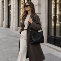Black leather handbag Toscanio 211