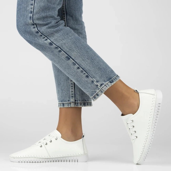 Leather shoes Filippo DP7030/25 WH white