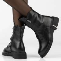 Leather ankle boots Filippo DBT8025/26 BK black