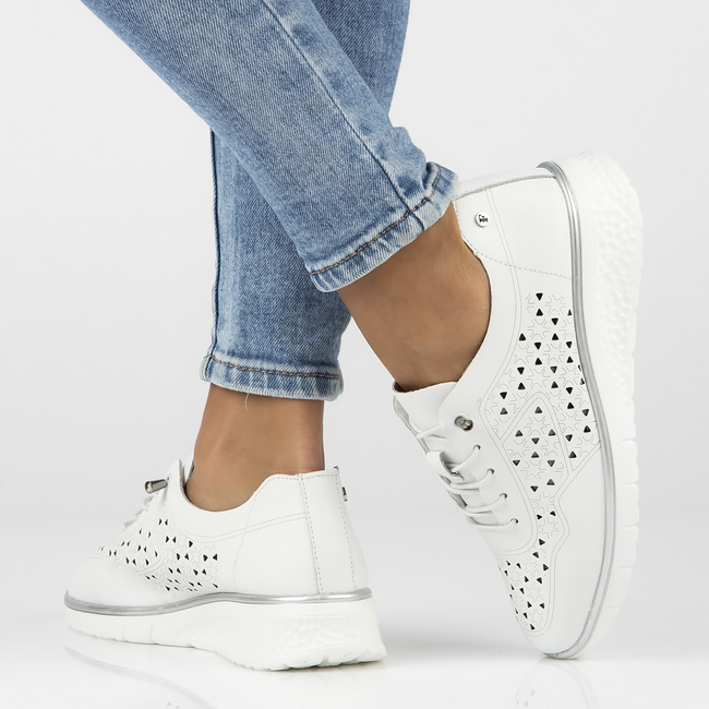 Leather shoes Filippo DP6714/25 WH white