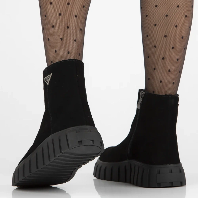 Skórzane botki na platformie Filippo DBT6301/25 BK czarne