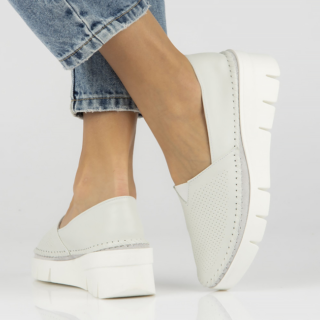 Leather shoes Filippo 1091 white