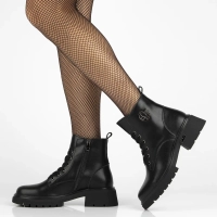 Leather ankle boots Filippo DBT7422/25 BK black