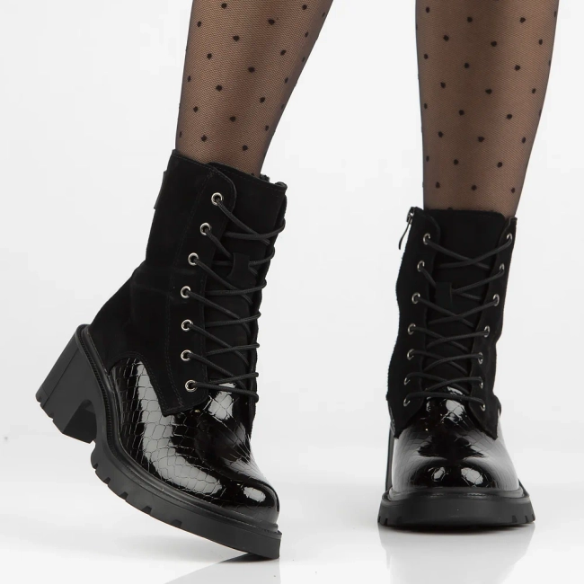 Leather ankle boots Filippo DBT6390/24 BK black