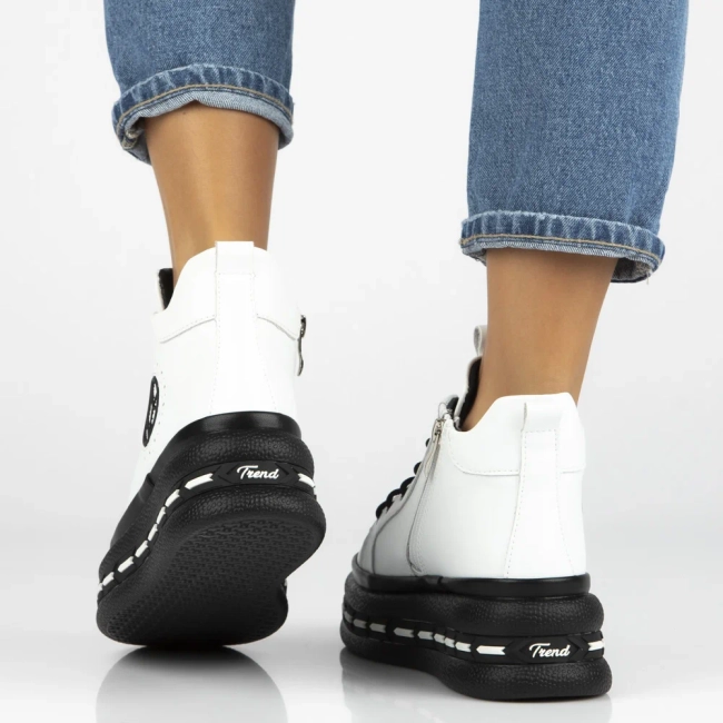 Leather ankle boots Filippo DBT7120/25 WH white