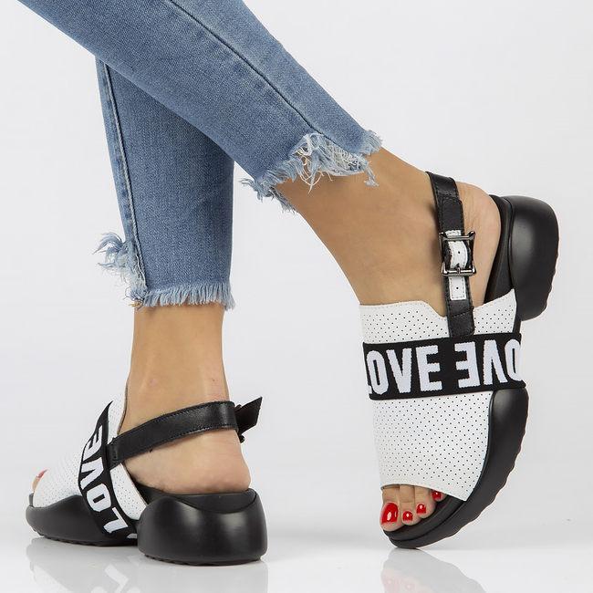 Skórzane sandały Filippo DS2153/21 WH białe