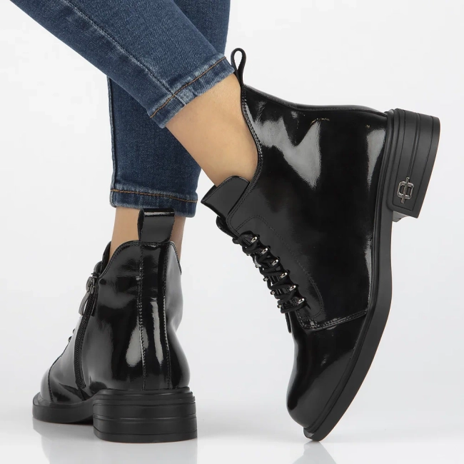 Leather ankle boots Filippo DBT6318/25 BK black