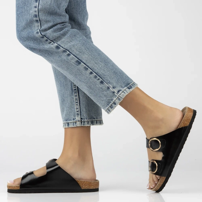Leather flip-flops Filippo DK7061/25 BK L black
