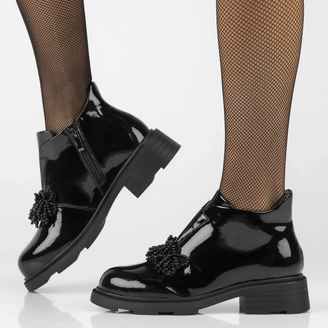 Leather ankle boots Filippo DBT6370/25 BK black