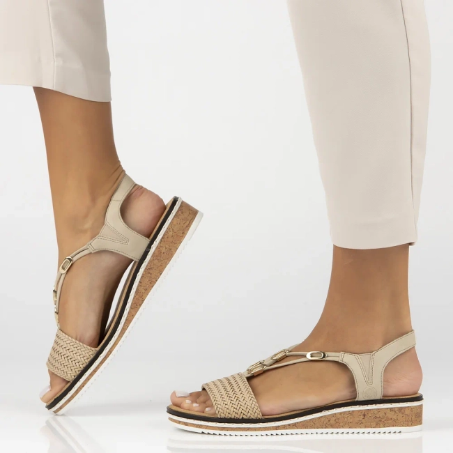 Sandals Rieker V3662-62 beige